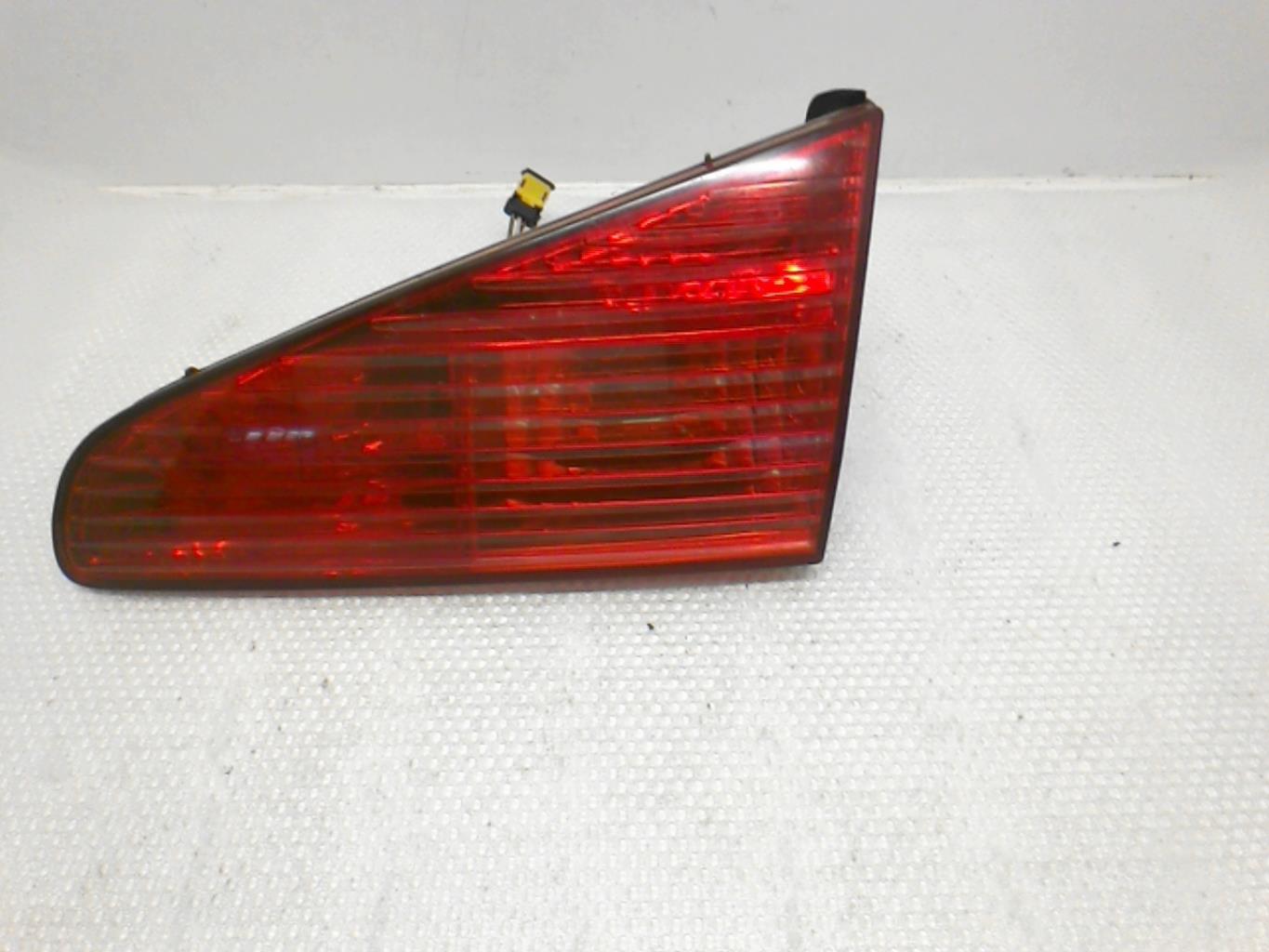Feu arriere secondaire droit (feux) PEUGEOT 607  - 1