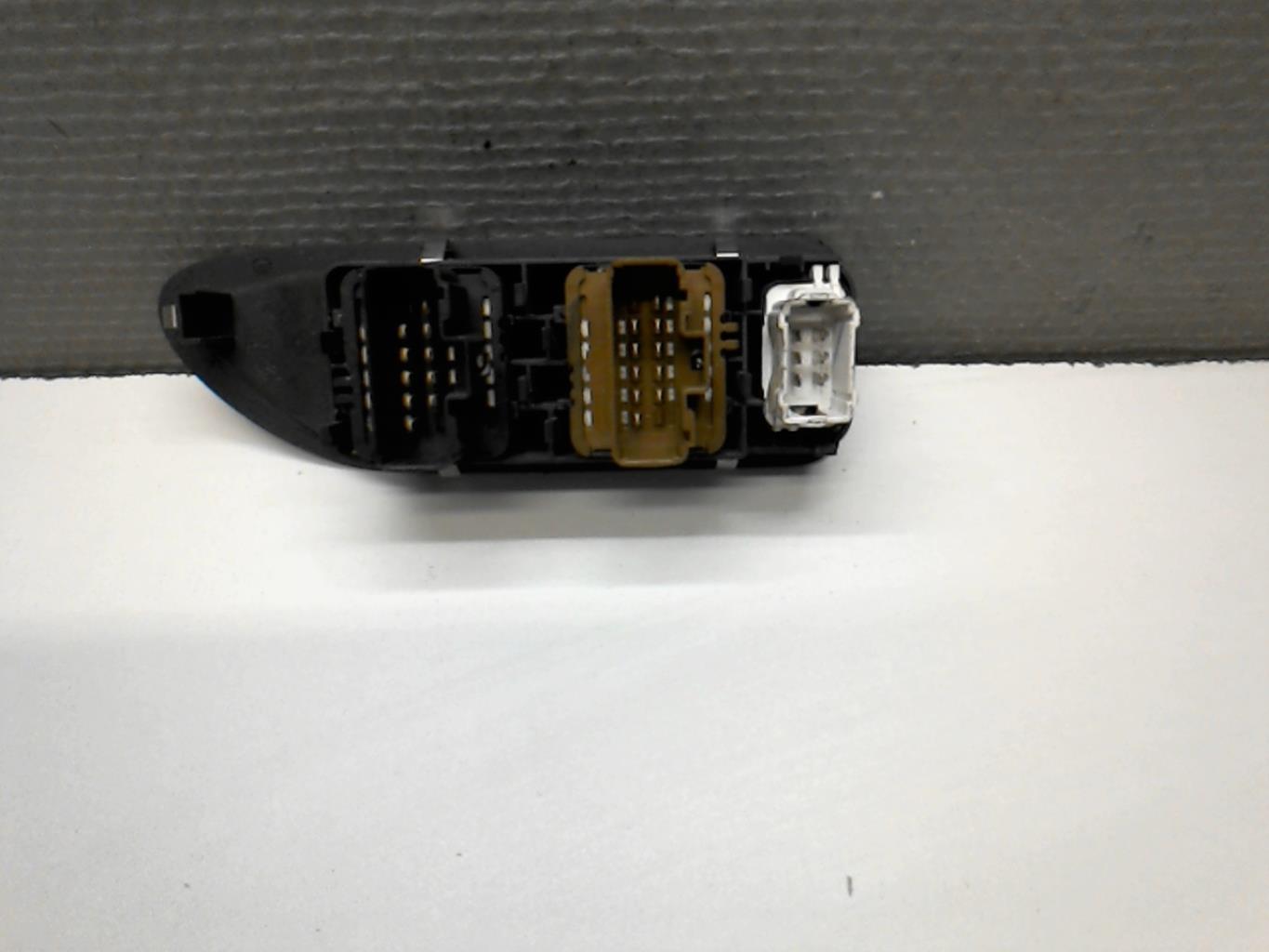 Interrupteur de leve vitre RENAULT LAGUNA 2  - 1