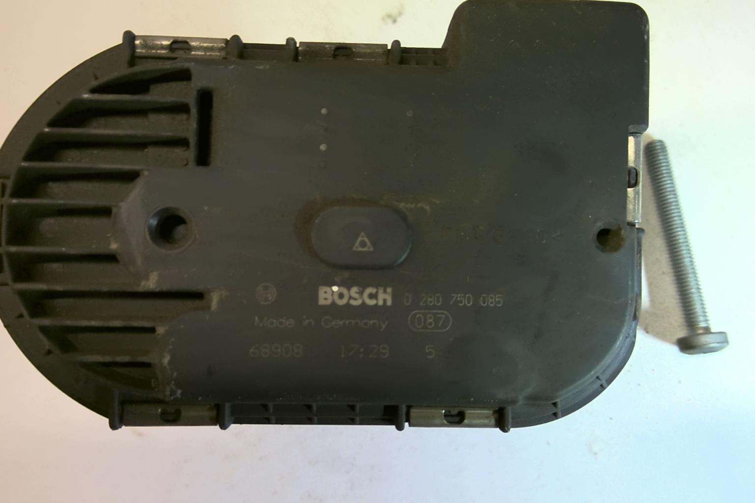 Boitier papillon PEUGEOT 307 PHASE 1 Essence - 1