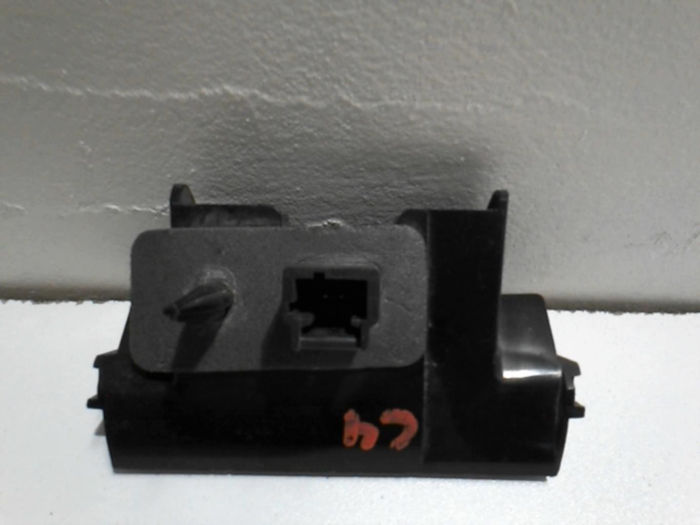 Bouton de coffre CITROEN C4 1  - 1