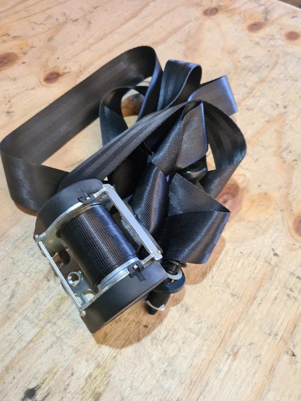 Ceinture avant droit DACIA LOGAN 1 PHASE 2 Diesel - 1