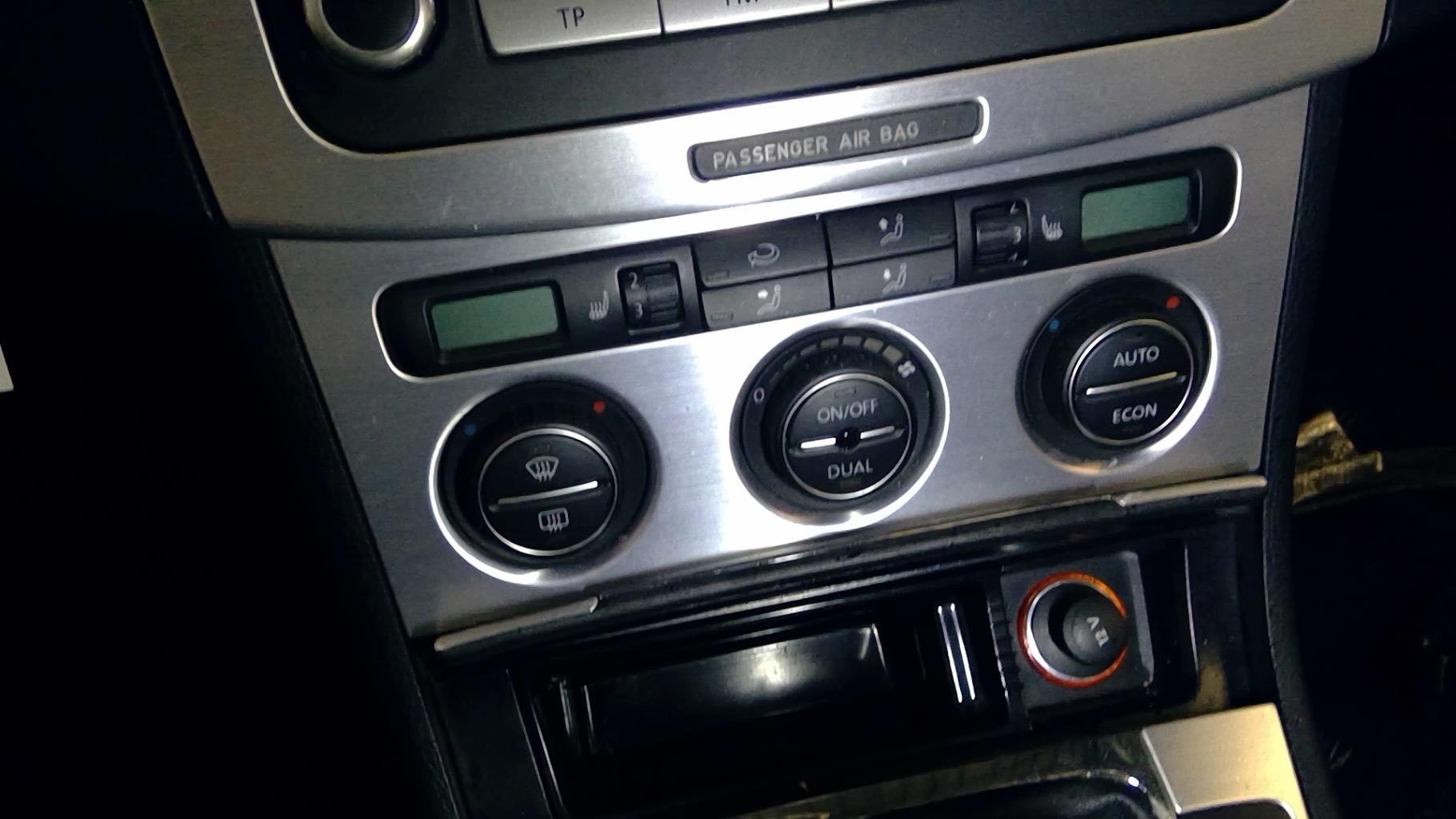 Commande chauffage VOLKSWAGEN PASSAT 5 BREAK Diesel - 1
