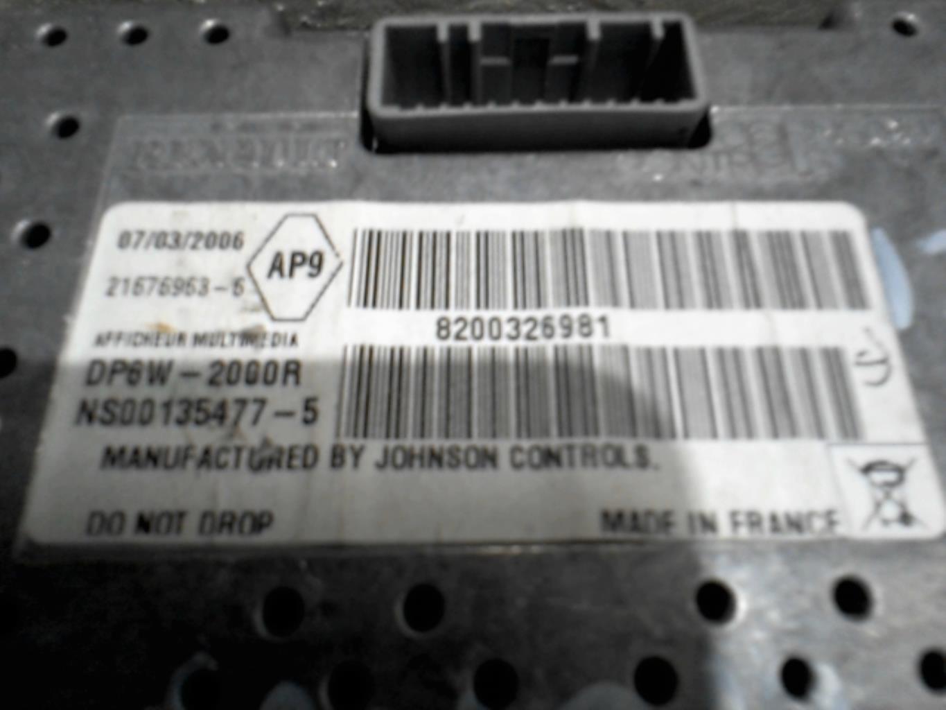 Ecran GPS RENAULT LAGUNA 2  - 1