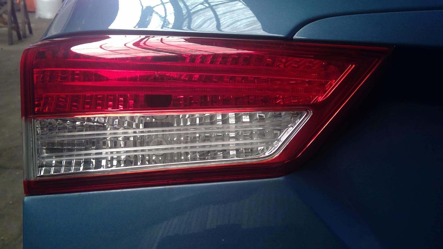 Feu arriere secondaire gauche (feux) HYUNDAI IX 20 PHASE 1 Essence - 1