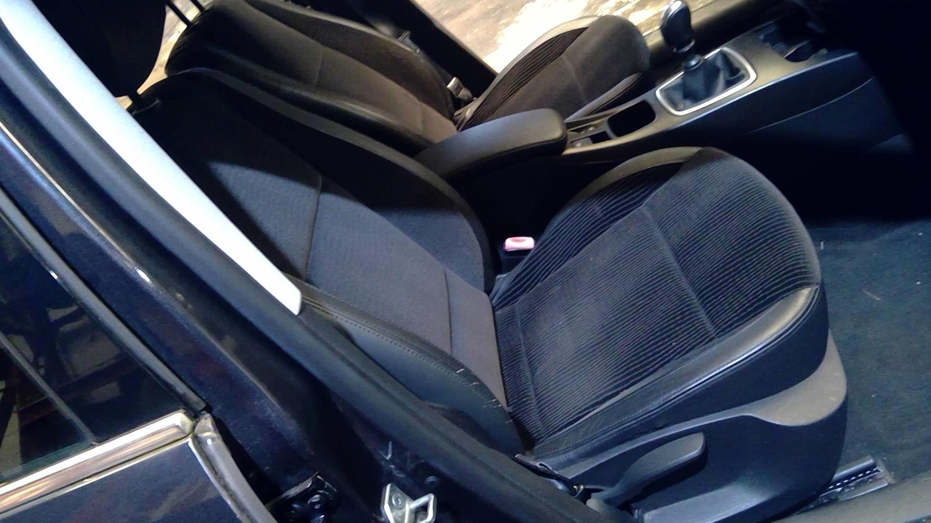 Interieur complet RENAULT LAGUNA 3 PHASE 1 Diesel - 1