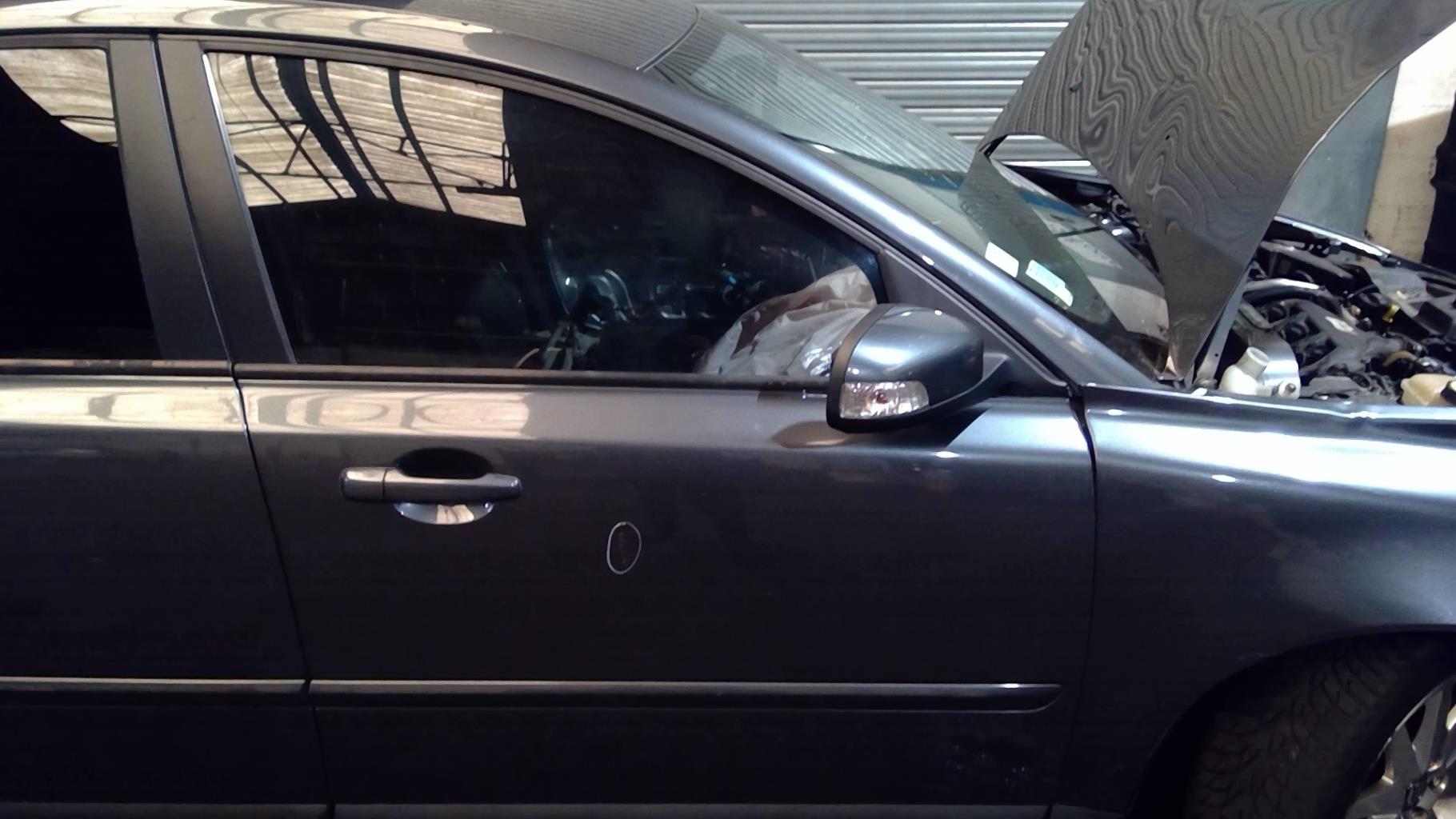 Porte avant droit VOLVO S 40 2 PHASE 1 Diesel - 1