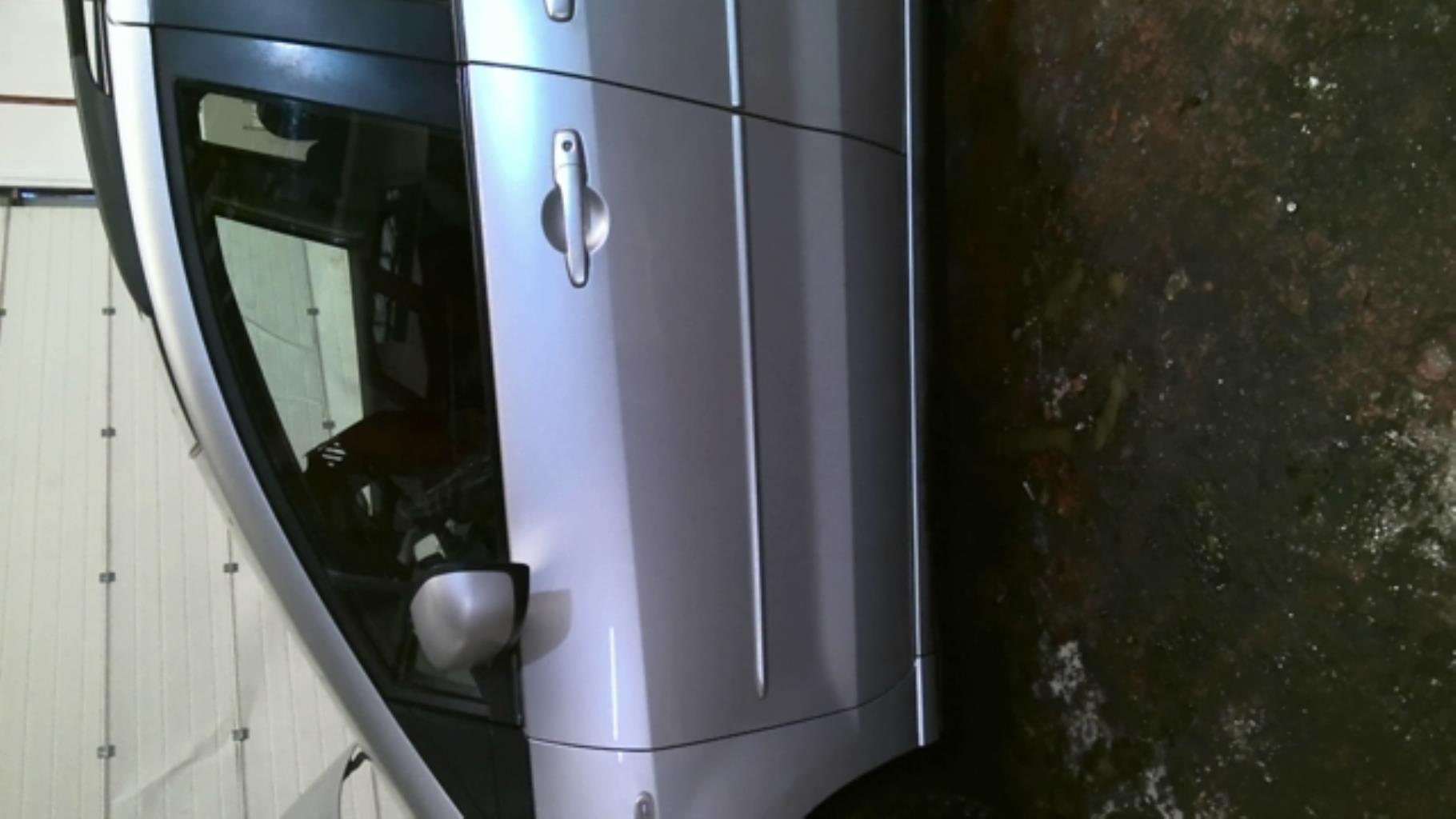 Porte avant gauche MAZDA 5 1 PHASE 1 Diesel - 1