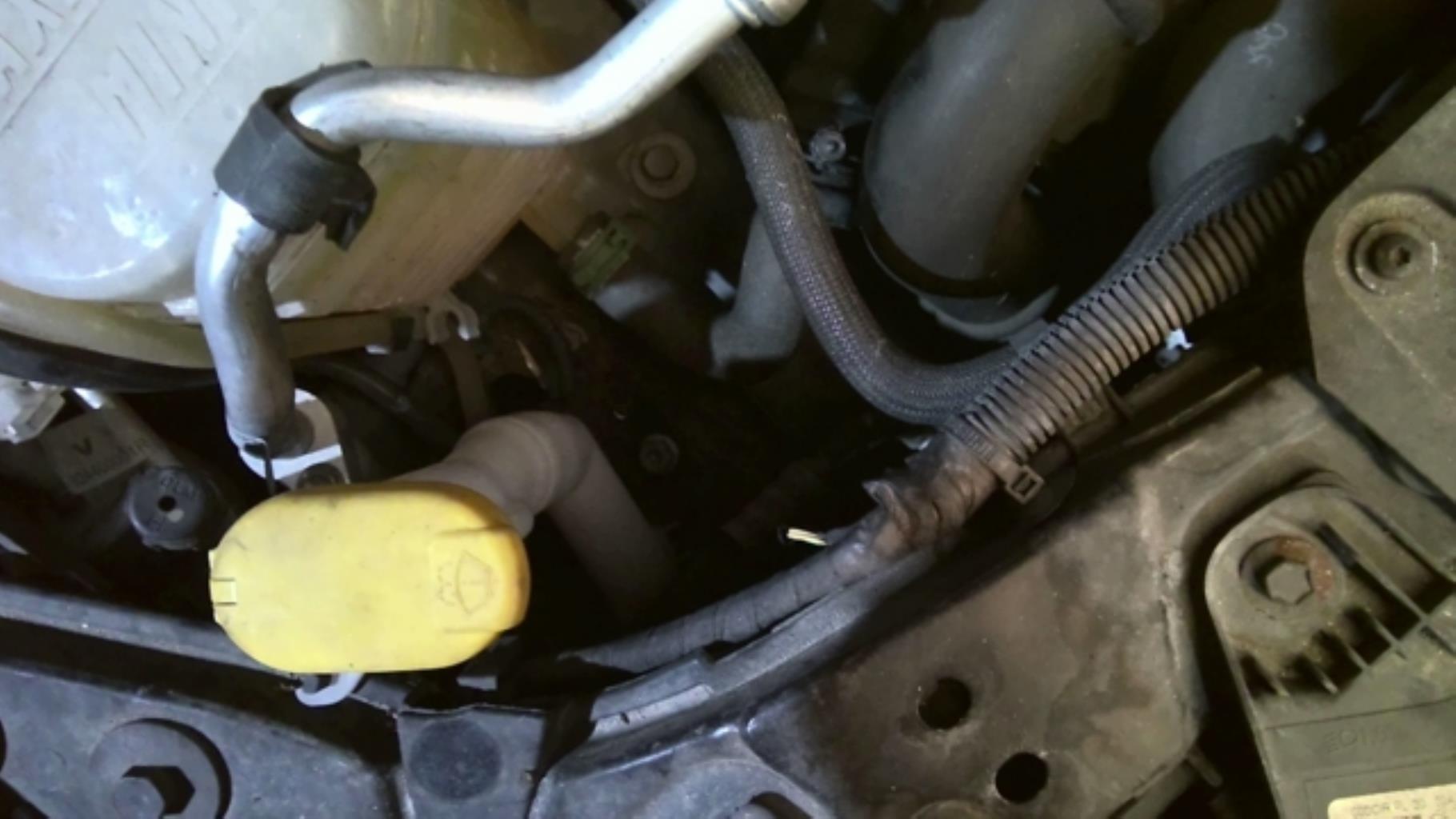 Vase de lave glace RENAULT LAGUNA 3 PHASE 1 Diesel - 1