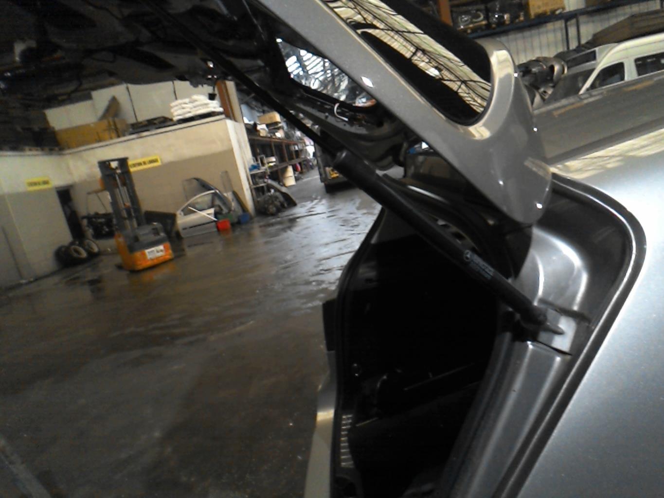 Verin de coffre MERCEDES CLASSE B 245 PHASE 1 Diesel - 1