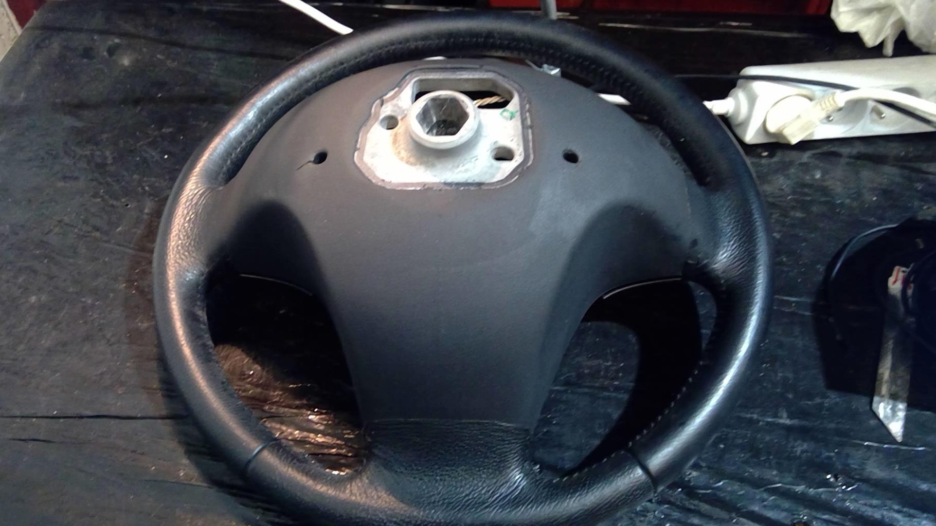 Volant VOLVO S 40 2 PHASE 1 Diesel - 1