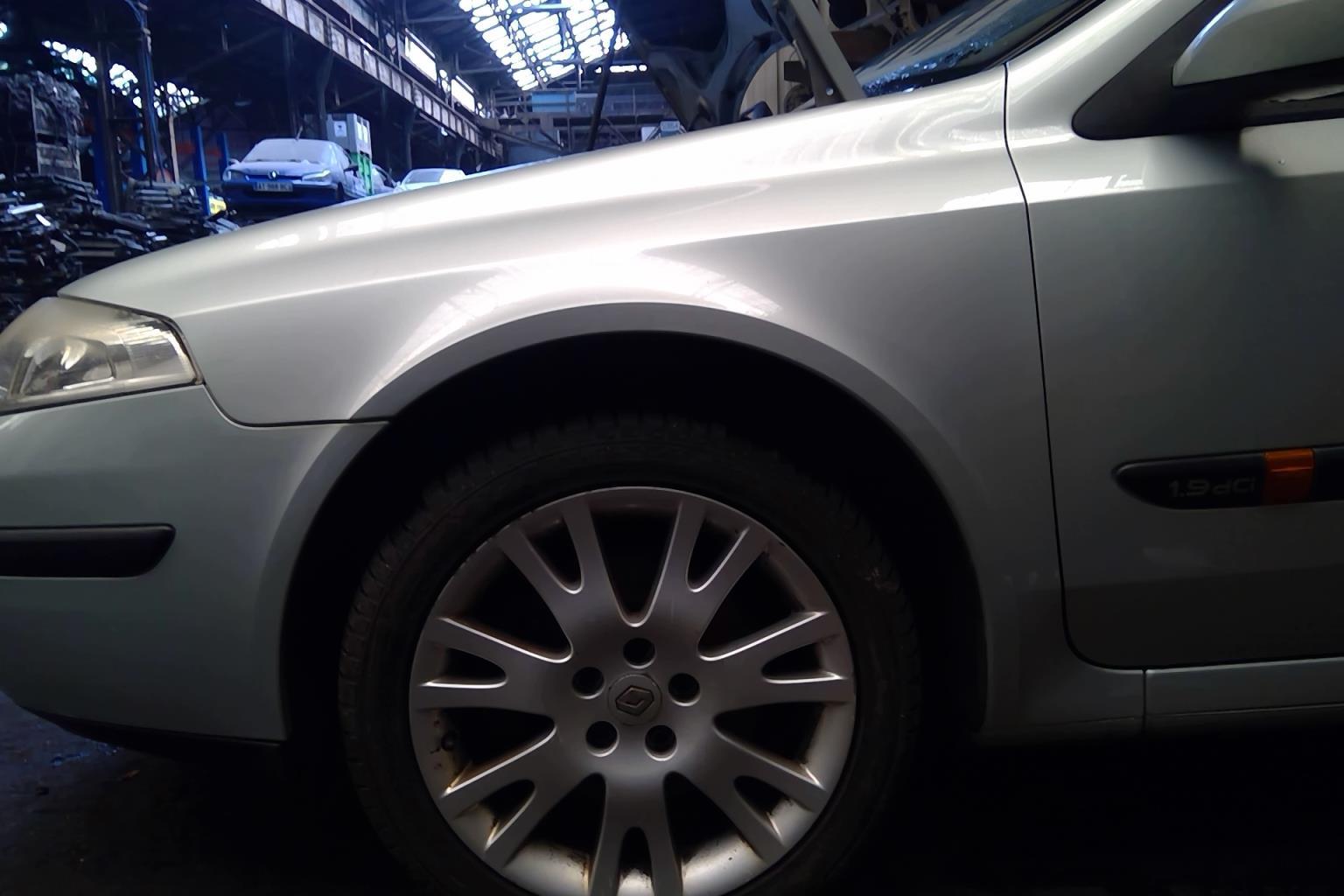Aile avant gauche RENAULT LAGUNA 2 PHASE 1 Diesel - 1