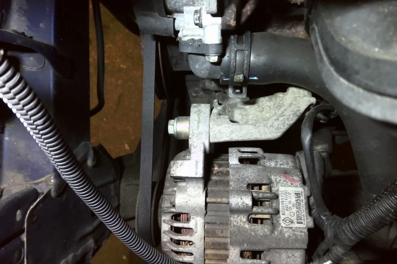 Alternateur RENAULT CLIO 2 PHASE 2 Essence - 1