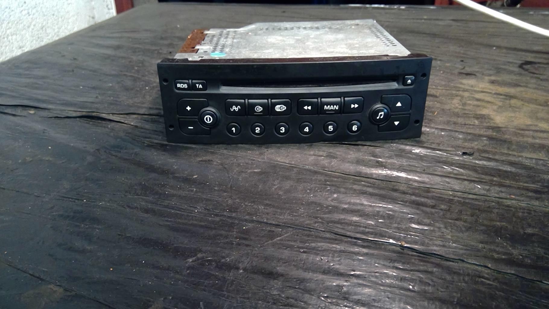 Autoradio PEUGEOT 206 Essence - 1