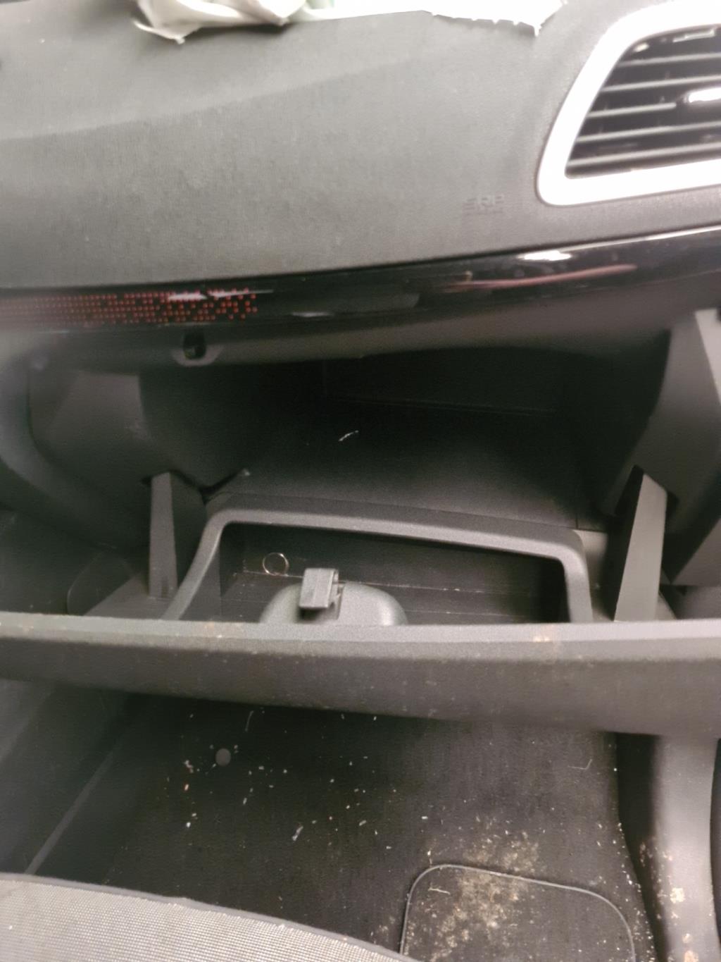 Boite a gants RENAULT SCENIC 3 PHASE 2 Diesel - 1