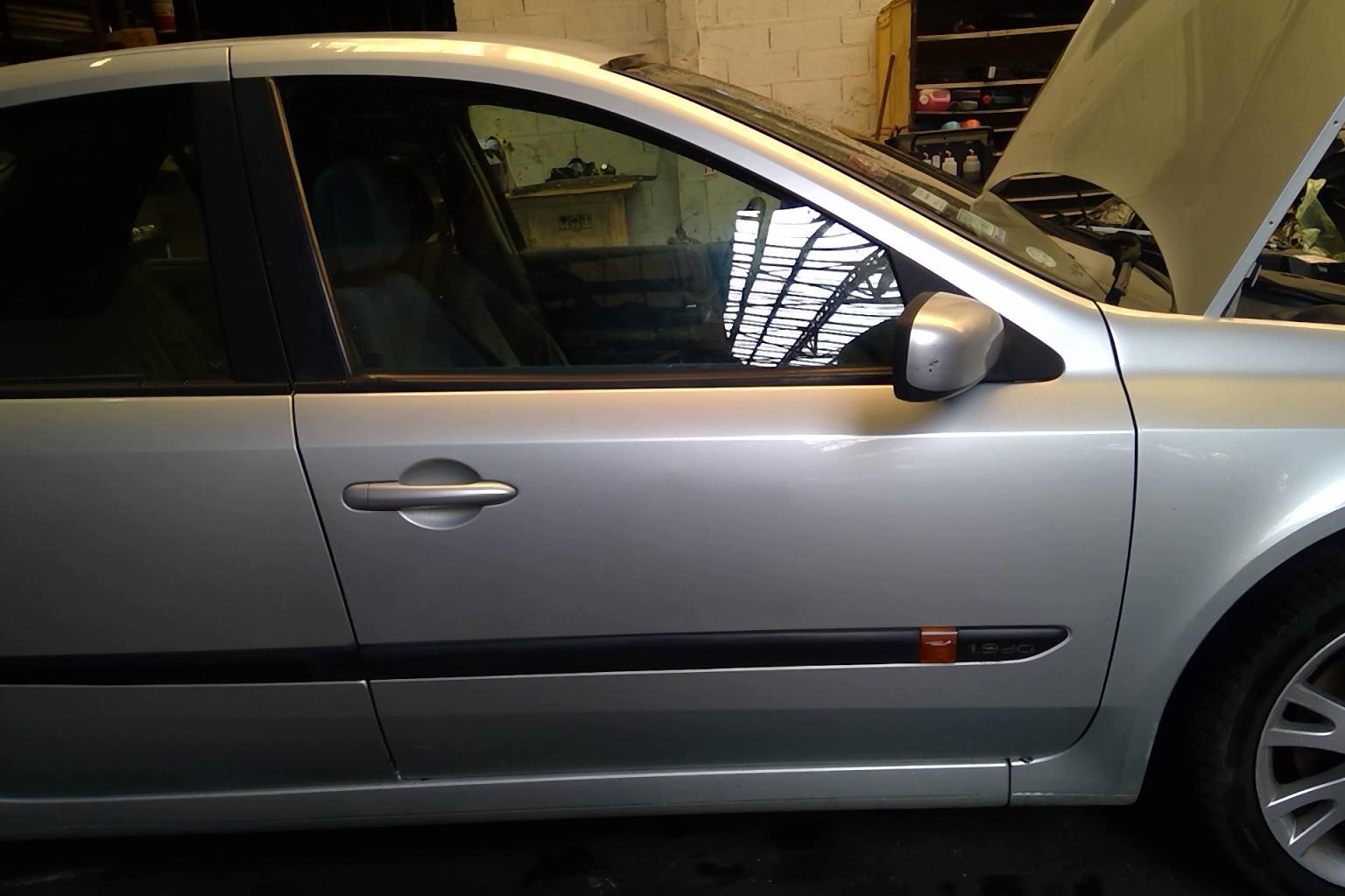 Porte avant droit RENAULT LAGUNA 2 PHASE 1 Diesel - 1