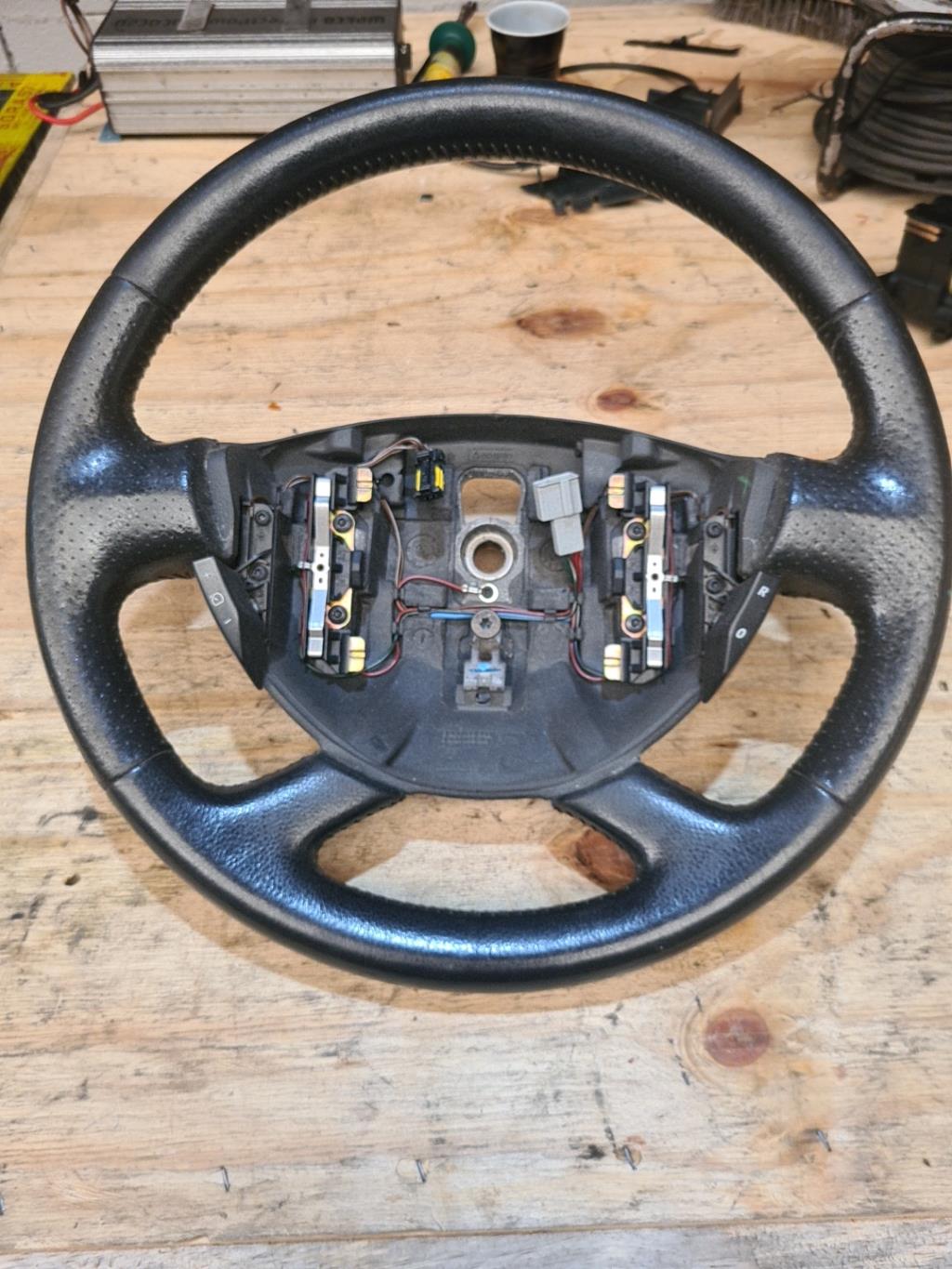 Volant RENAULT VEL SATIS PHASE 1 Diesel - 1