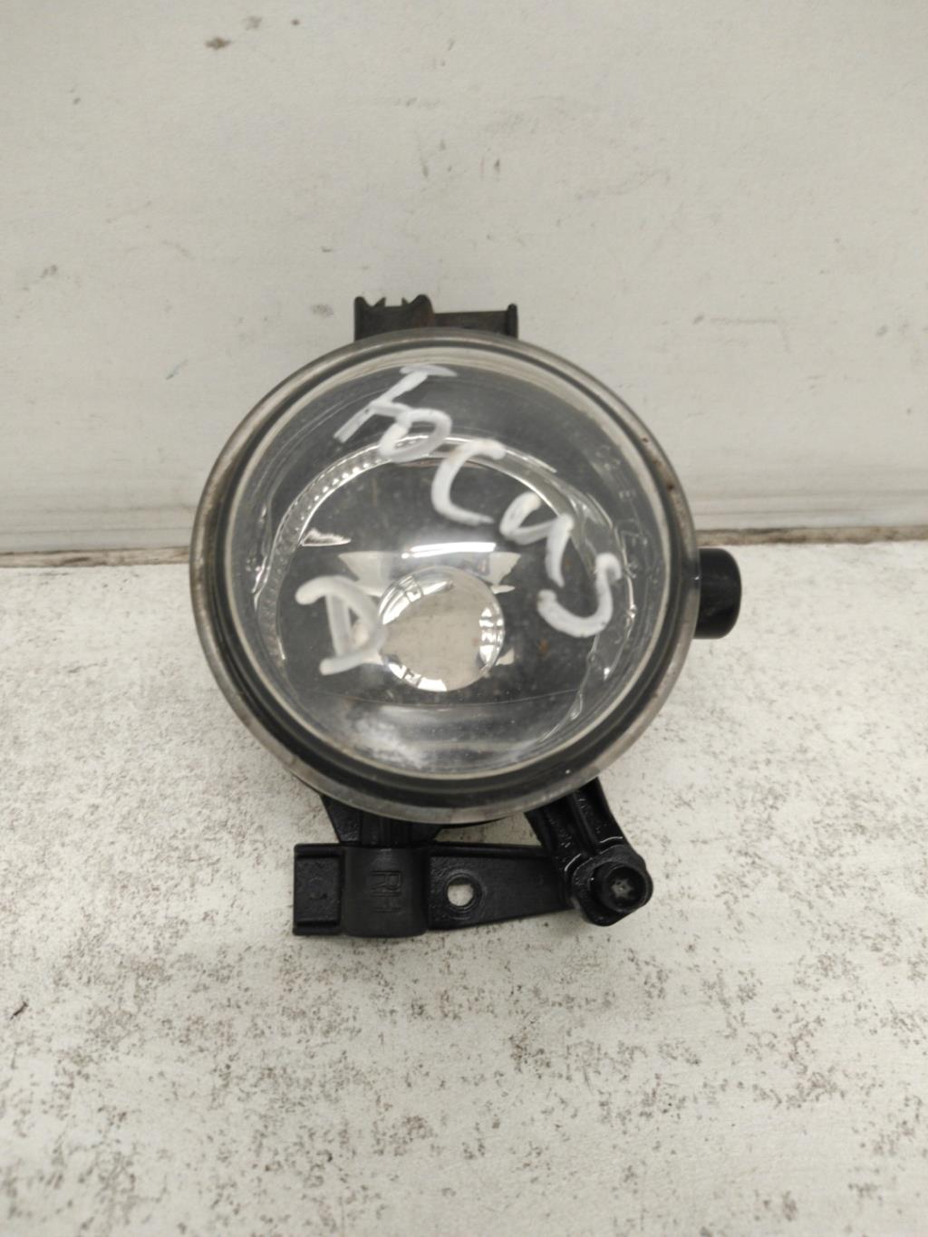 Anti brouillard droit (feux) FORD FOCUS  - 1