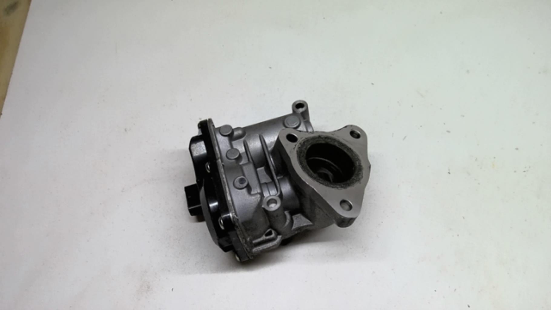 Boitier papillon RENAULT CLIO 4  - 1