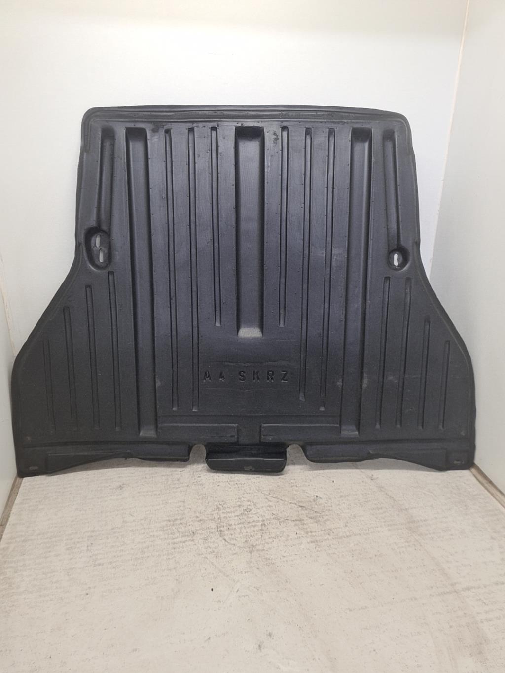 Cache sous moteur AUDI A4 1 PHASE 1  - 1