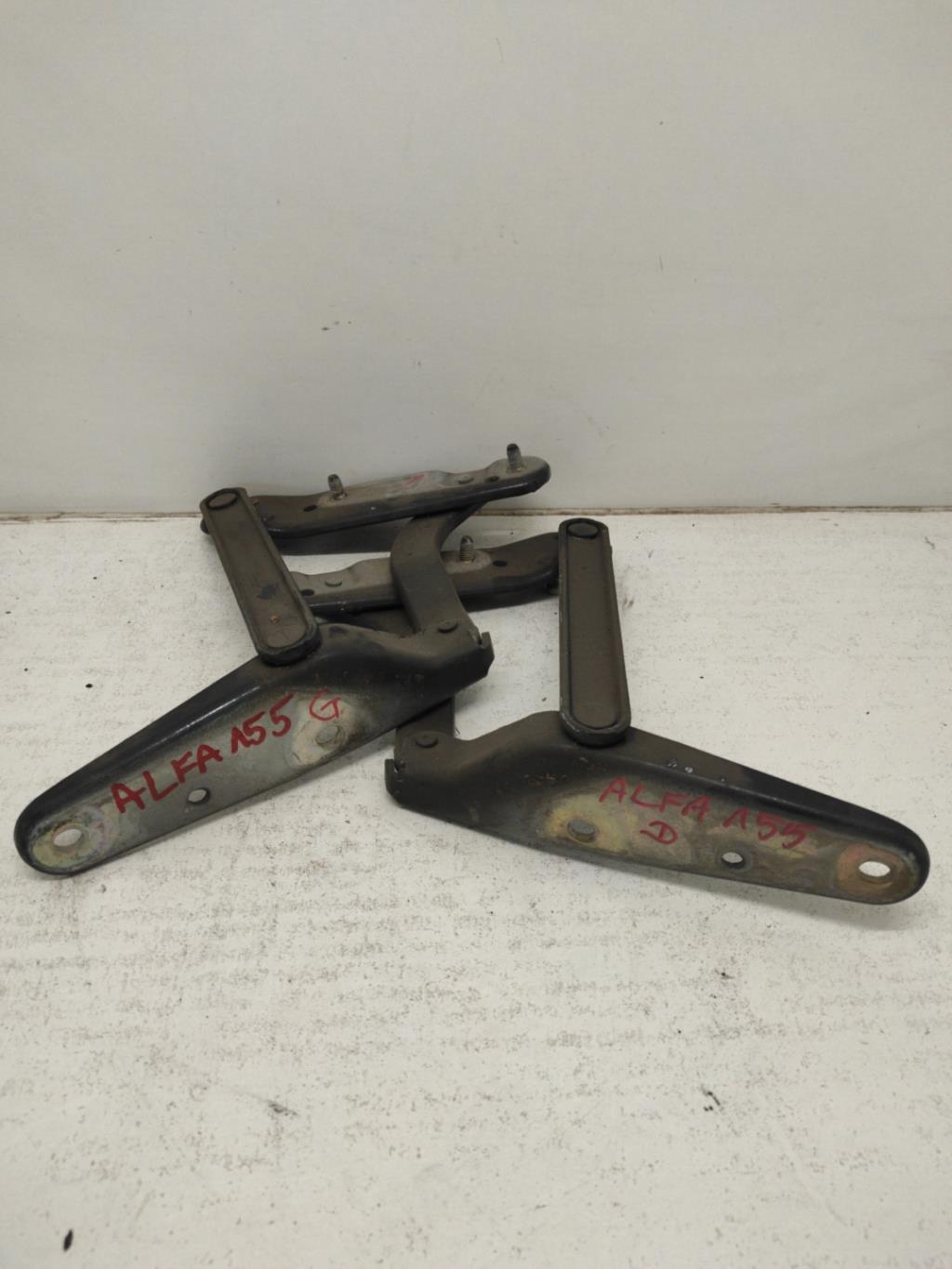 Charniere de capot ALFA ROMEO 155  - 1