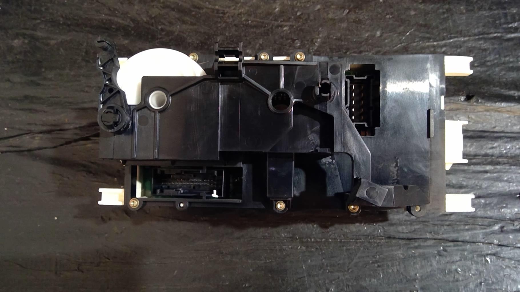 Commande chauffage MERCEDES CLASSE A 168 PHASE 1 Essence - 1
