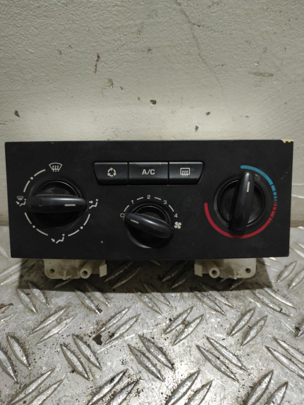 Commande chauffage CITROEN C4  - 1