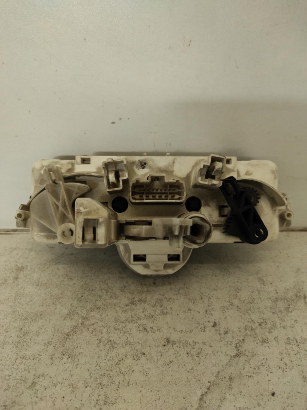 Commande chauffage RENAULT MODUS  - 1