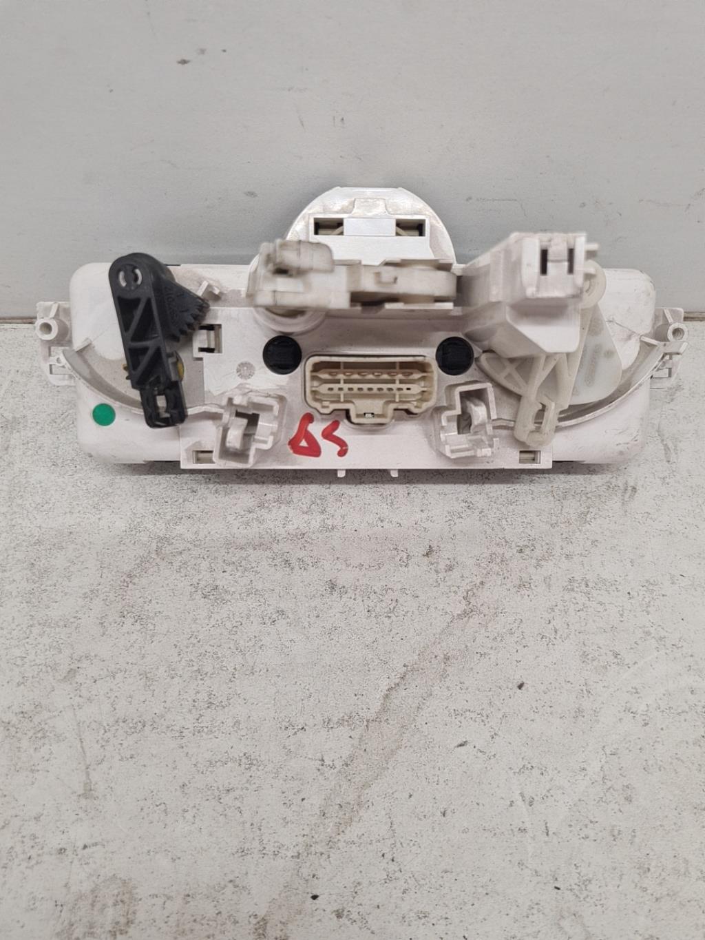 Commande chauffage RENAULT SCENIC 2 PHASE 2  - 1