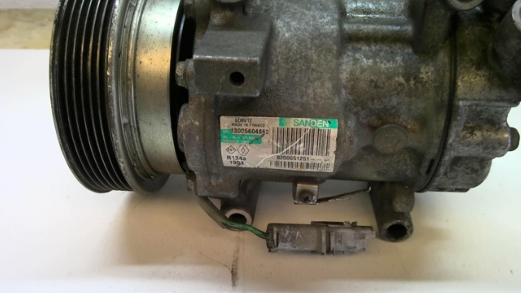 Compresseur clim RENAULT MODUS  - 1