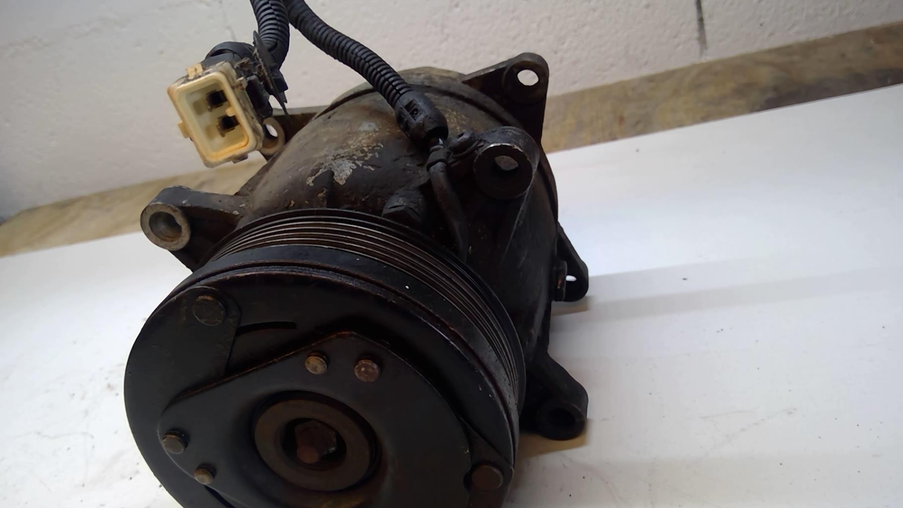 Compresseur clim PEUGEOT 406  - 1