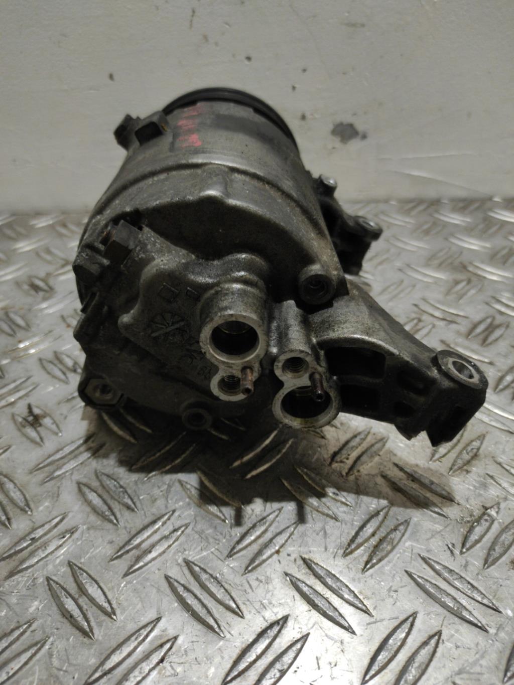 Compresseur clim MINI MINI 1 R52 CABRIOLET Essence - 1