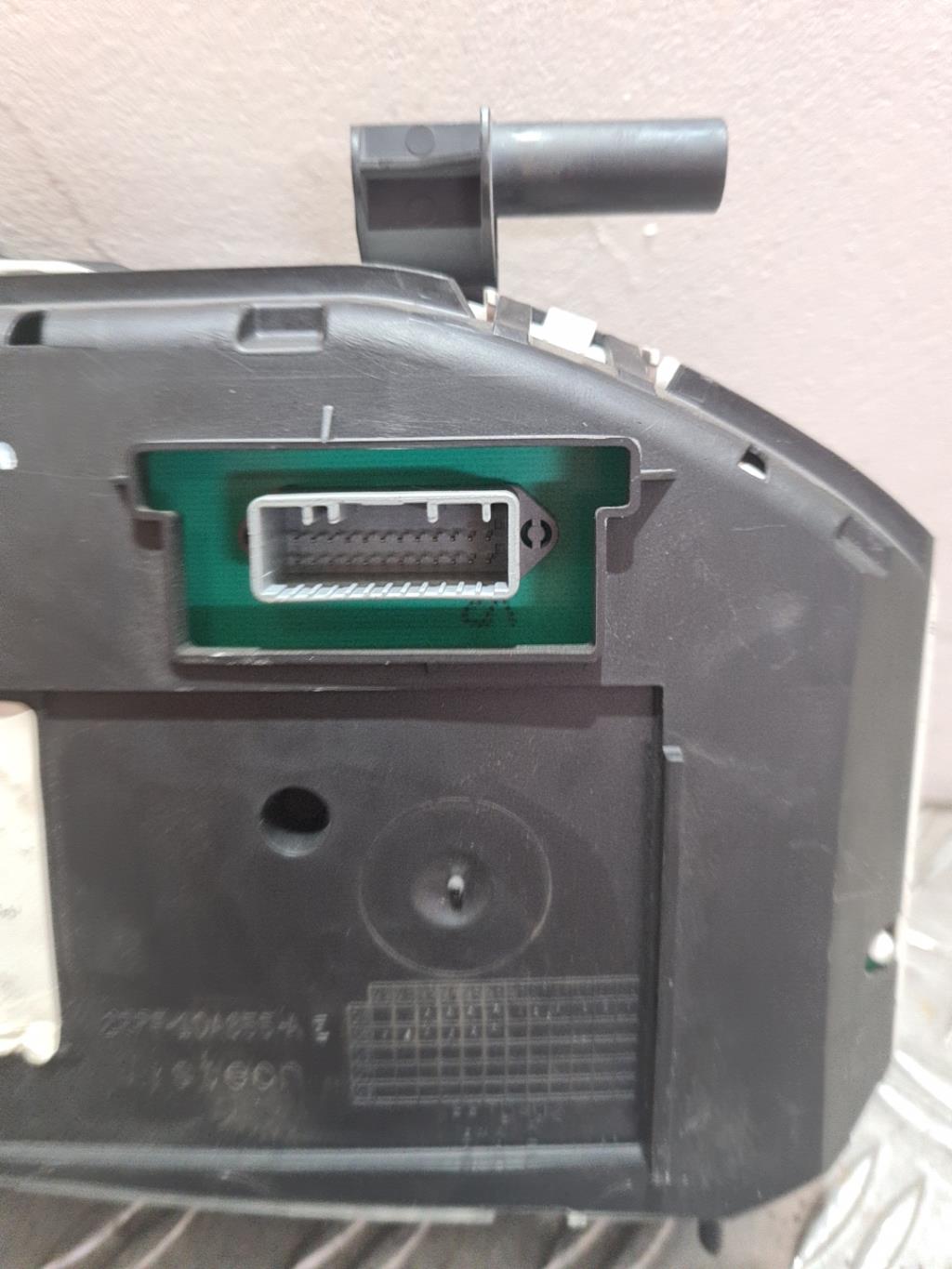 Compteur RENAULT CLIO 3 PHASE 1 Diesel - 1