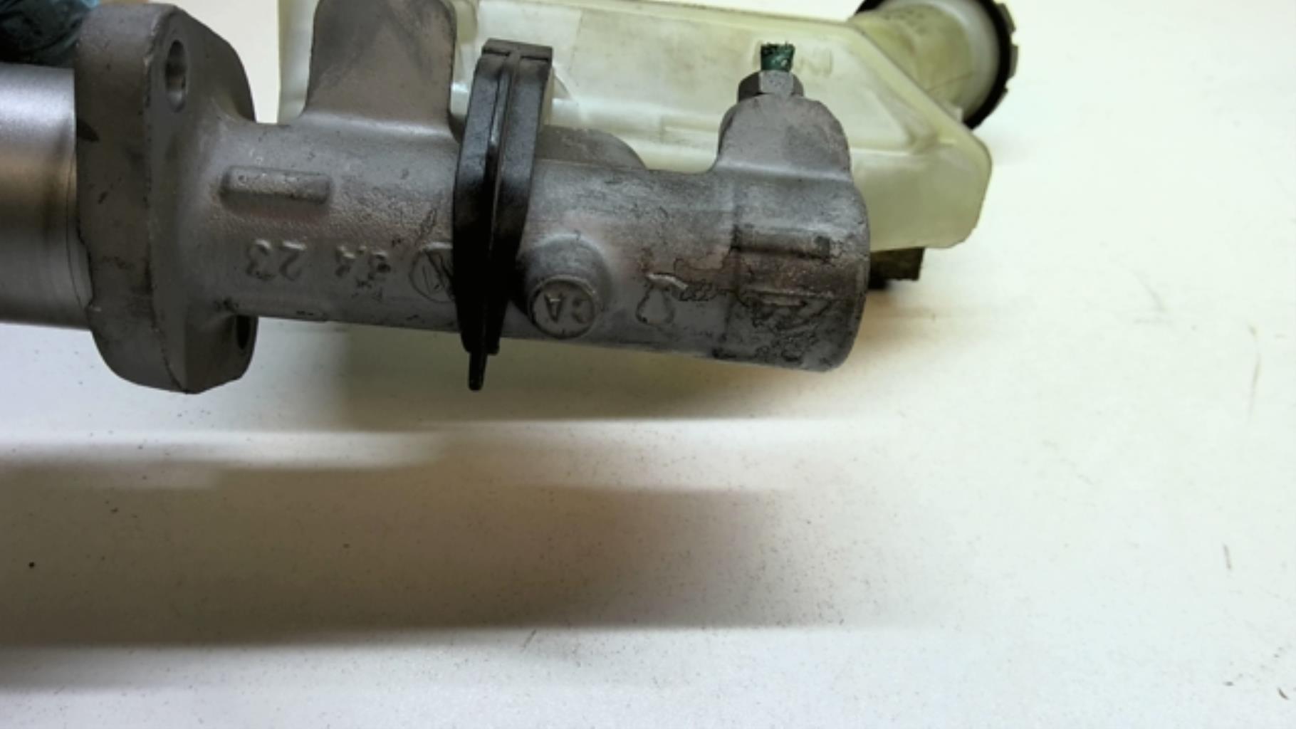 Maitre cylindre (freinage) RENAULT MODUS Diesel - 1