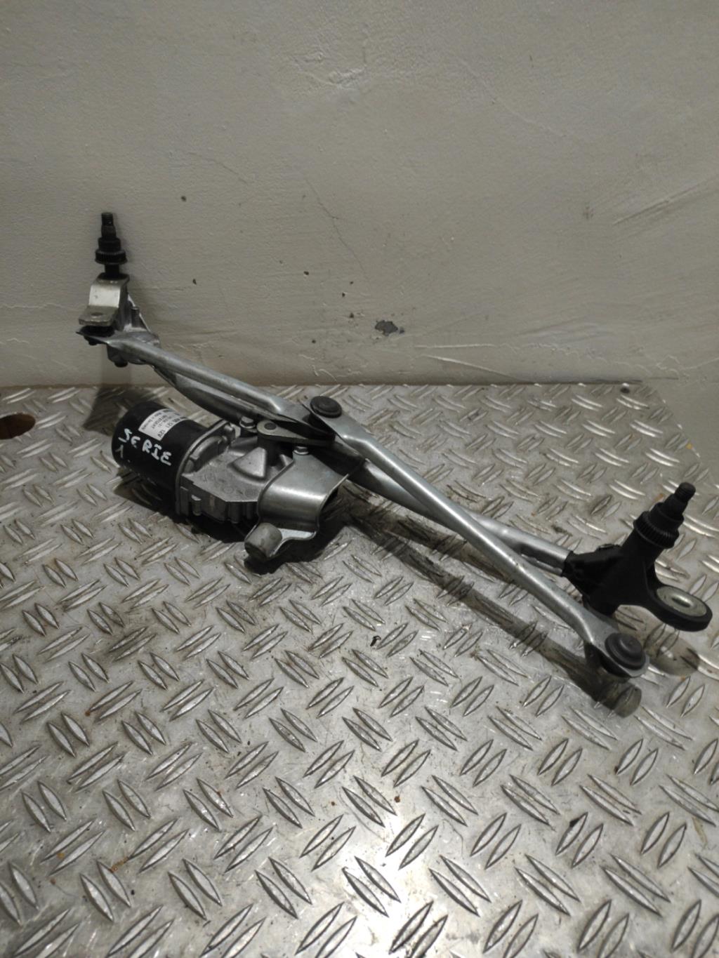 Mecanisme d'essuie glace BMW SERIE 1 E81  - 1