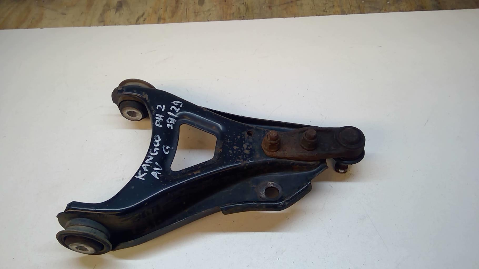 Triangle avant gauche RENAULT KANGOO 1 PHASE 2 Diesel - 1