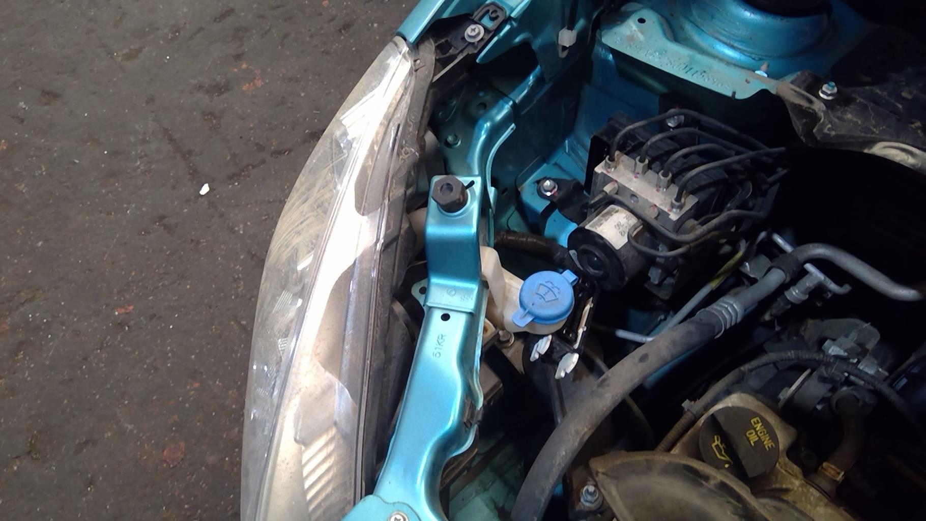 Vase de lave glace SUZUKI SPLASH Essence - 1