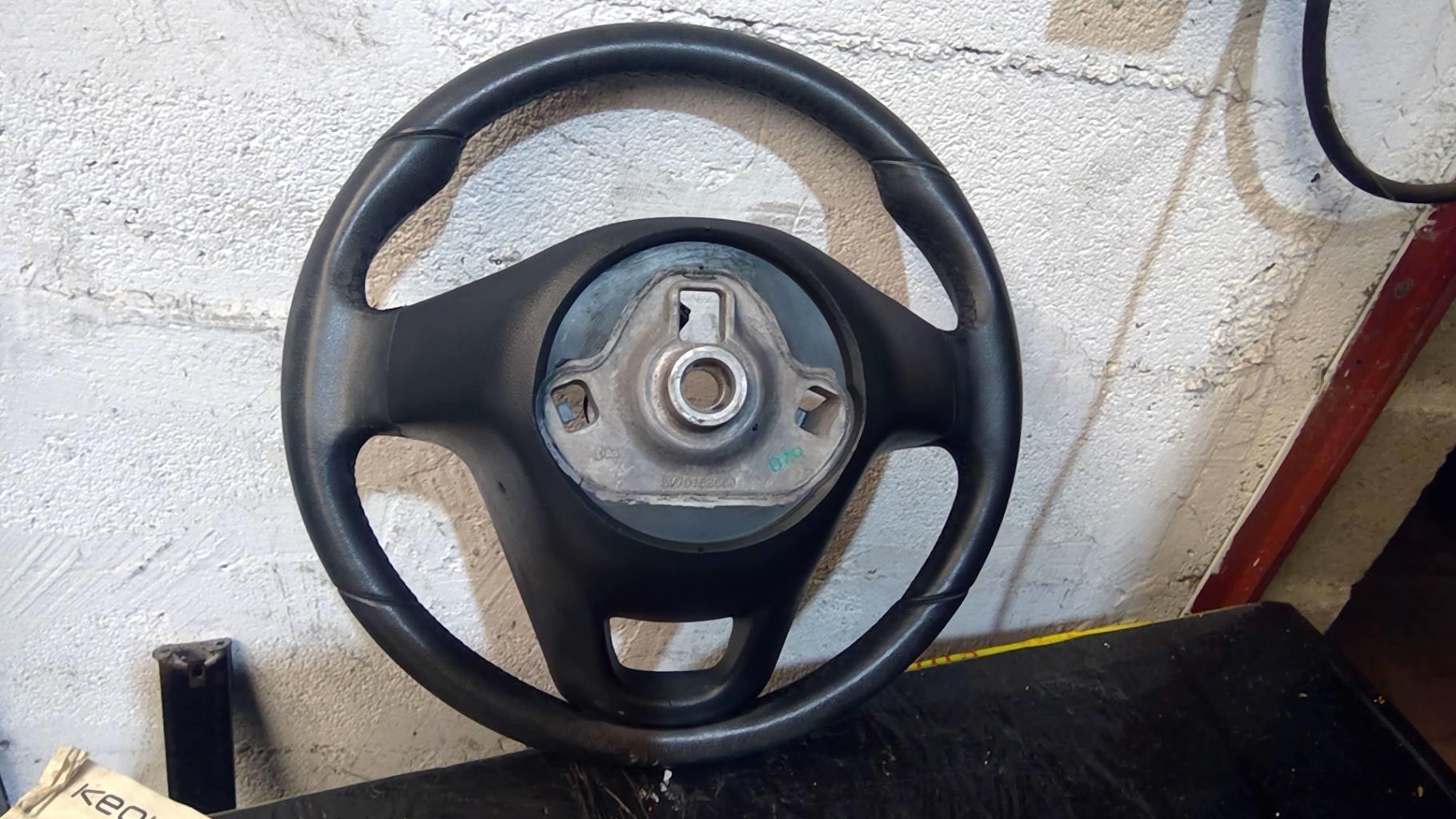 Volant LANCIA YPSILON 5 Essence - 1