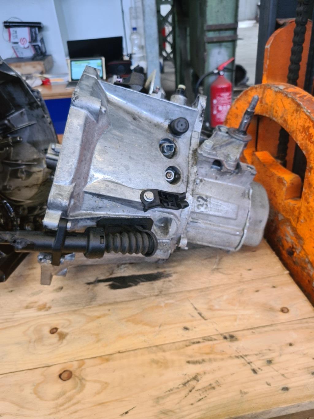 Boite de vitesses CITROEN C4 1 PHASE 1 Diesel - 1