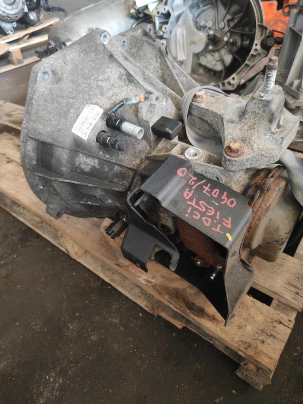 Boite de vitesses FORD FIESTA 5 PHASE 1 Diesel - 1