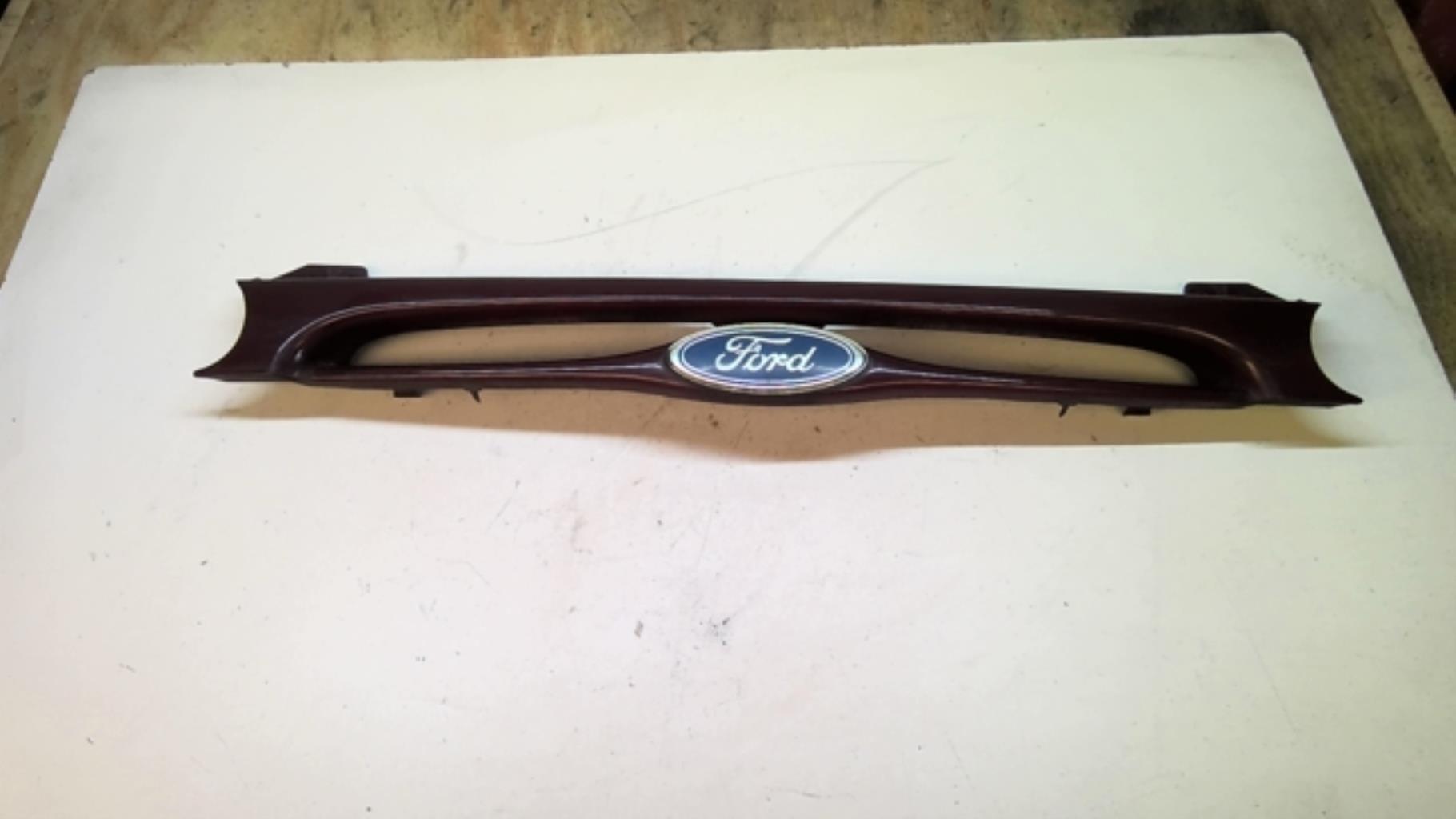 Calandre FORD MONDEO 1 PHASE 1  - 1