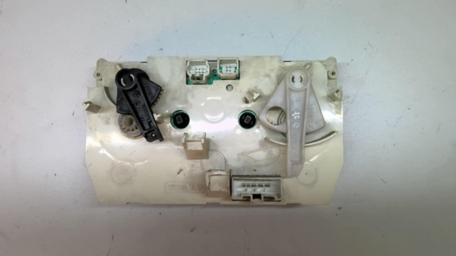 Commande chauffage PEUGEOT 206  - 1