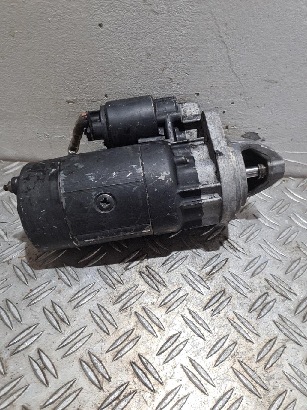 Demarreur CHRYSLER VOYAGER 2 Diesel - 1