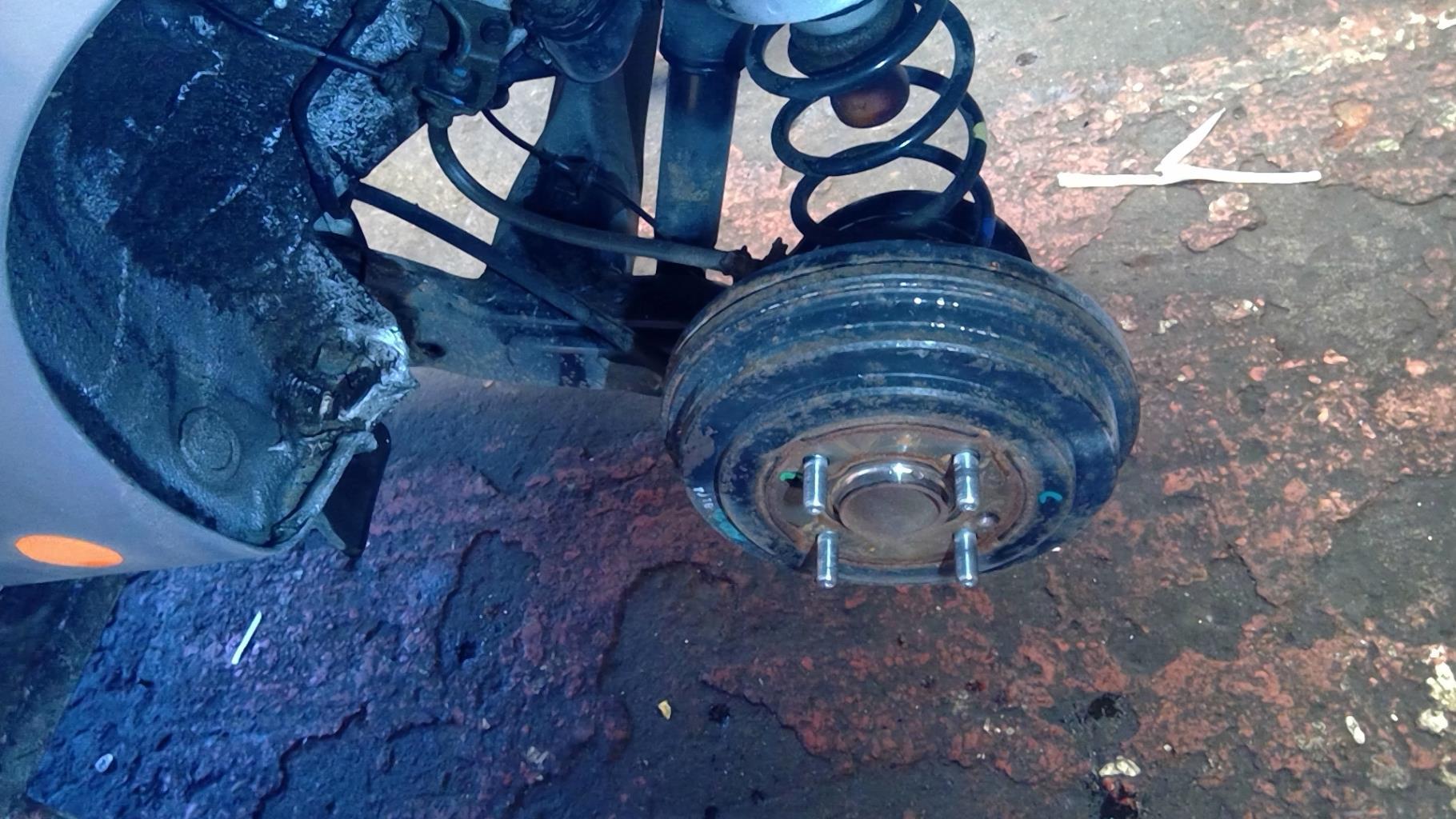 Essieu arriere HYUNDAI I 10 1 PHASE 2 Essence - 1
