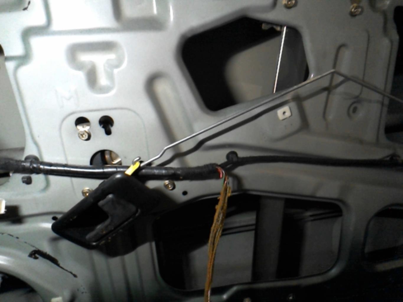 Serrure avant droit OPEL FRONTERA B Diesel - 1