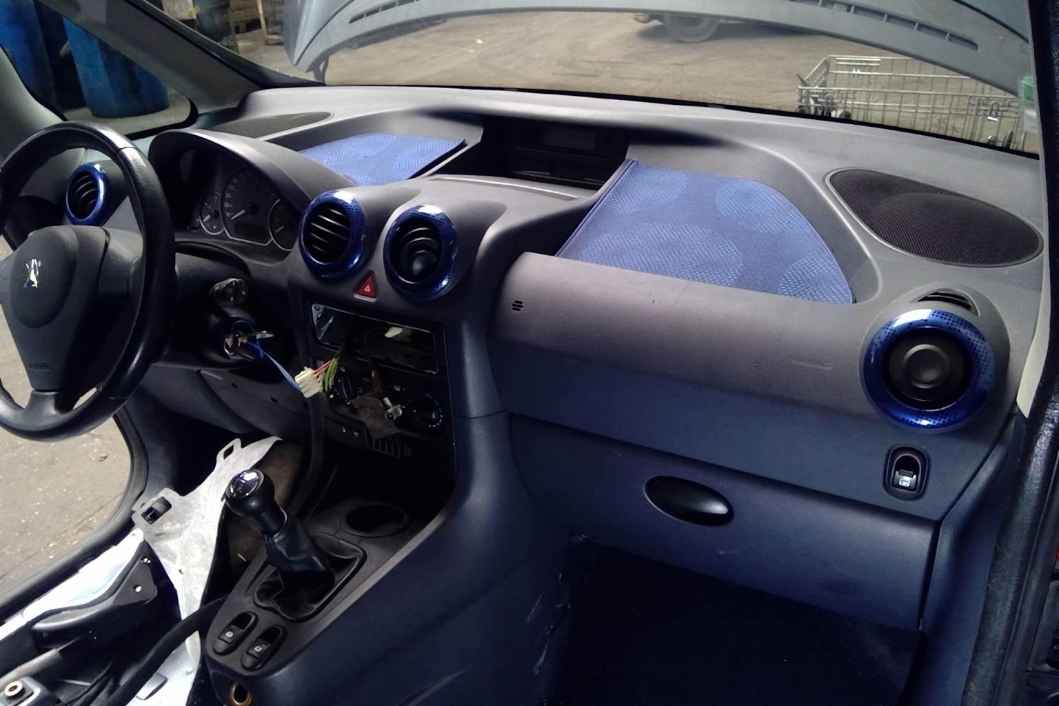 Tableau de bord PEUGEOT 1007 Diesel - 1