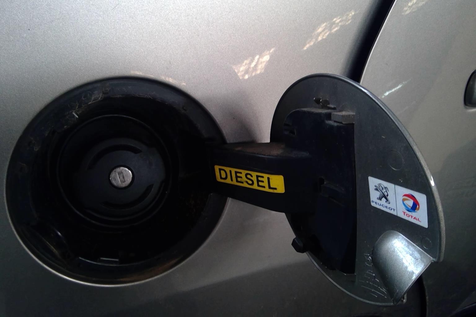 Trappe d'essence PEUGEOT 3008 1 PHASE 1 Diesel/Hybride - 1