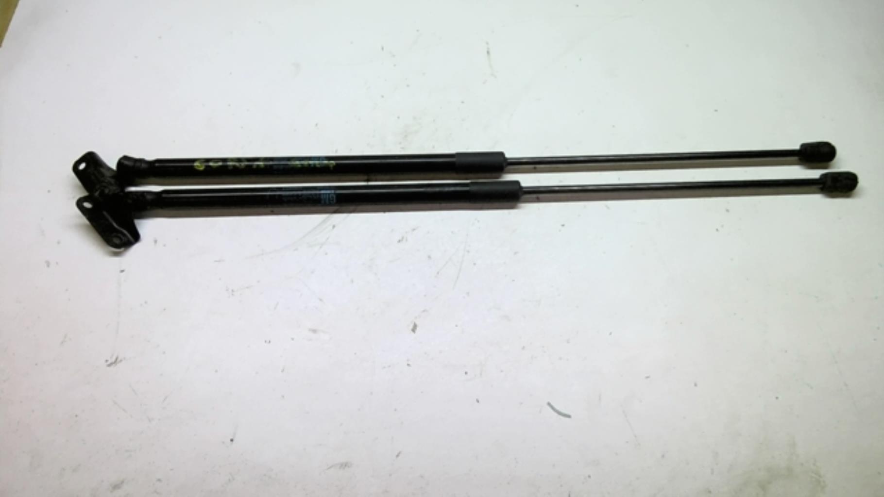 Verin de coffre OPEL CORSA E  - 1
