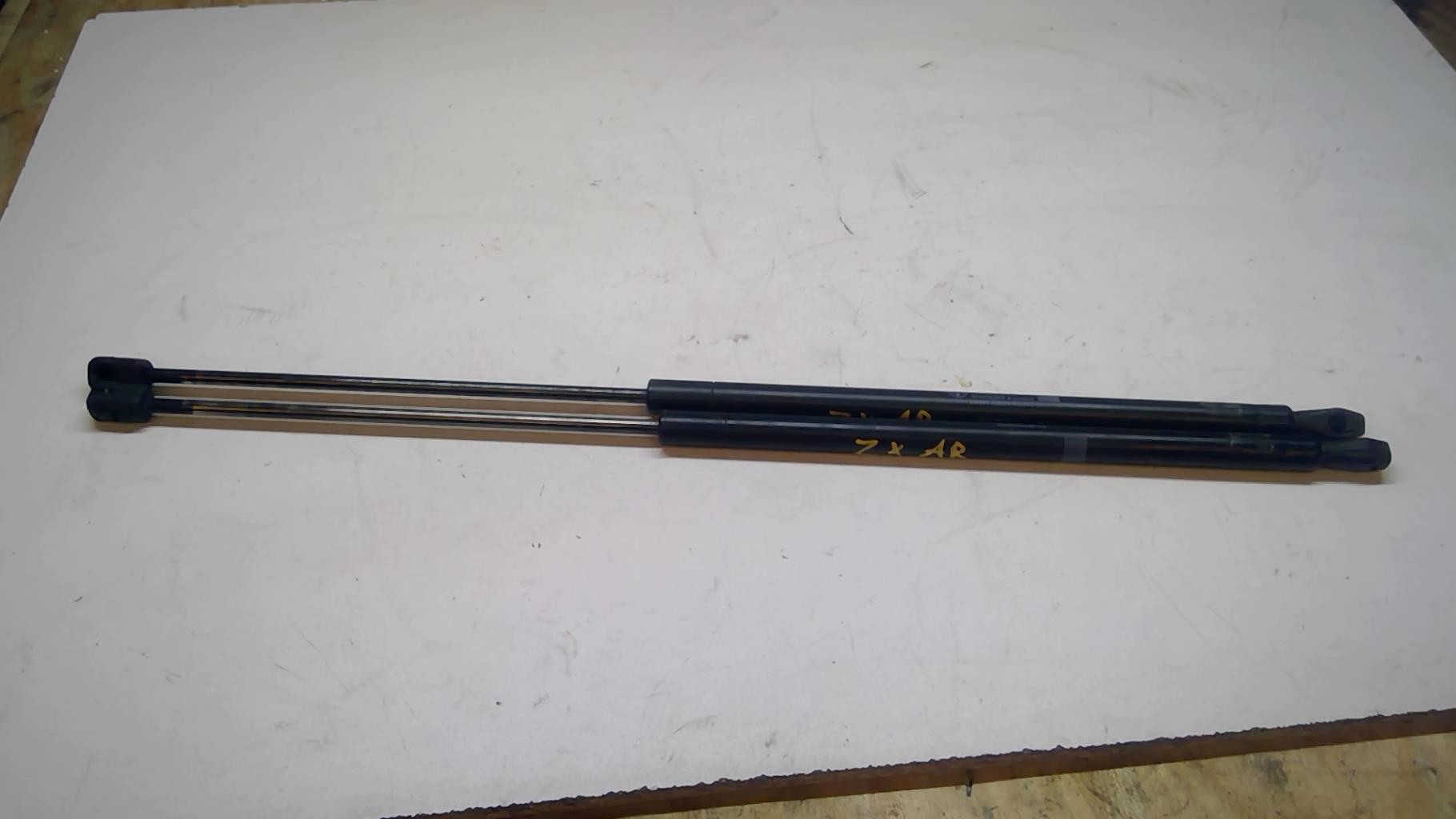 Verin de coffre CITROEN ZX  - 1
