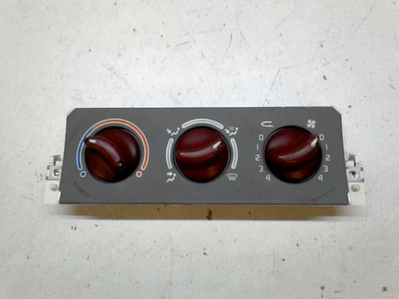 Commande chauffage RENAULT TWINGO 1 PHASE 3 Essence - 1