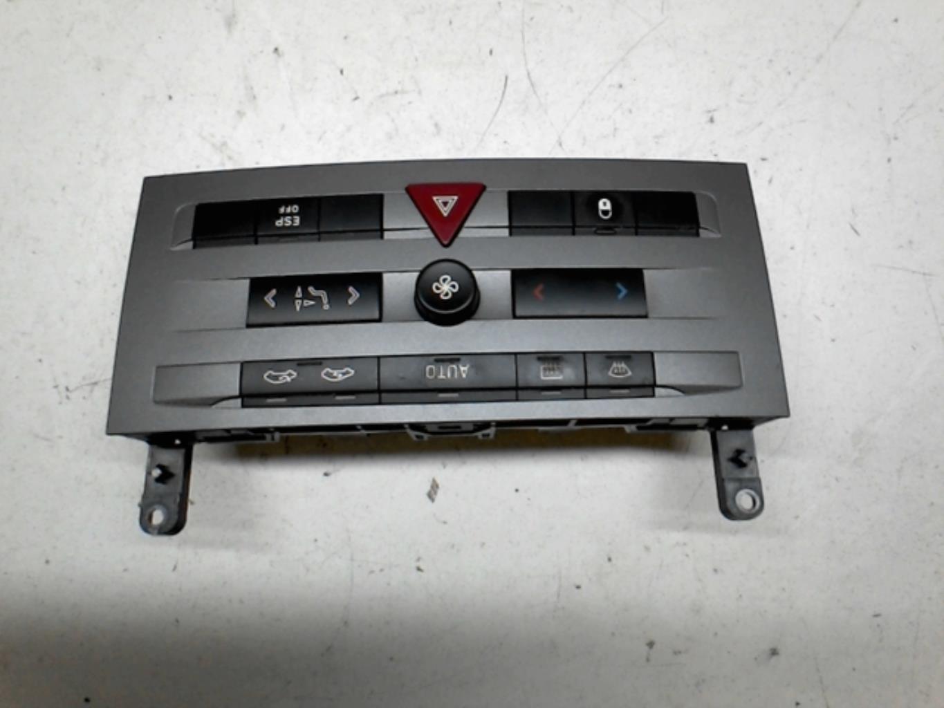 Commande chauffage PEUGEOT 407 PHASE 1 Diesel - 1